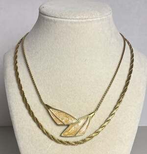 Monet Rope Chain Necklace Lot Gold Tone Cream Enamel Signed Vintage Retro 17"